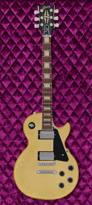 Gold Les Paul with Quilted Background