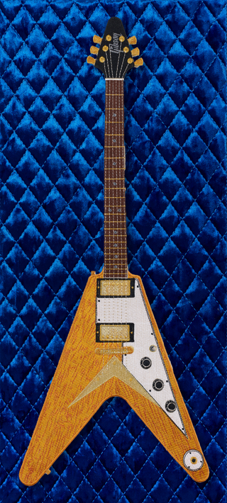 Flying V with Quilted Background